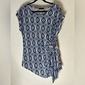 FYLO Blue and White Geometric Blouse Size Large